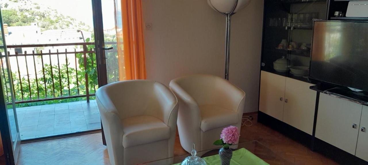 Apartment Danica 斯维蒂尤拉伊 外观 照片
