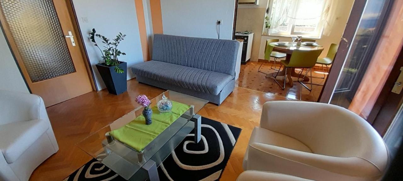 Apartment Danica 斯维蒂尤拉伊 外观 照片